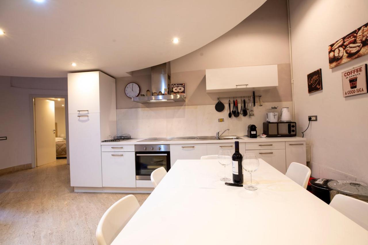 Restart Accommodations Borghese Roma Ngoại thất bức ảnh