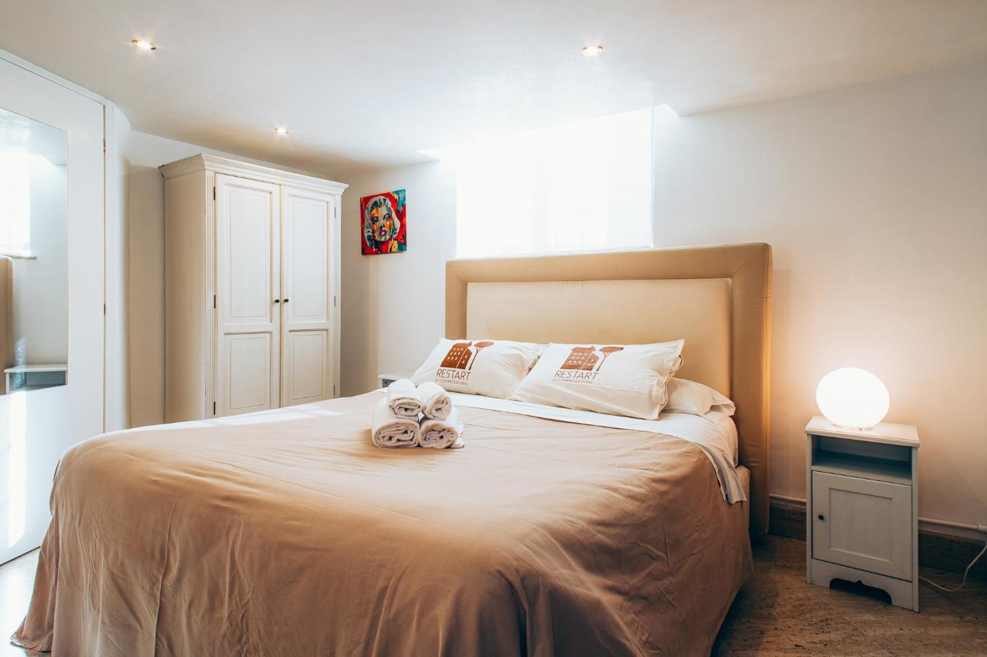 Restart Accommodations Borghese Roma Ngoại thất bức ảnh