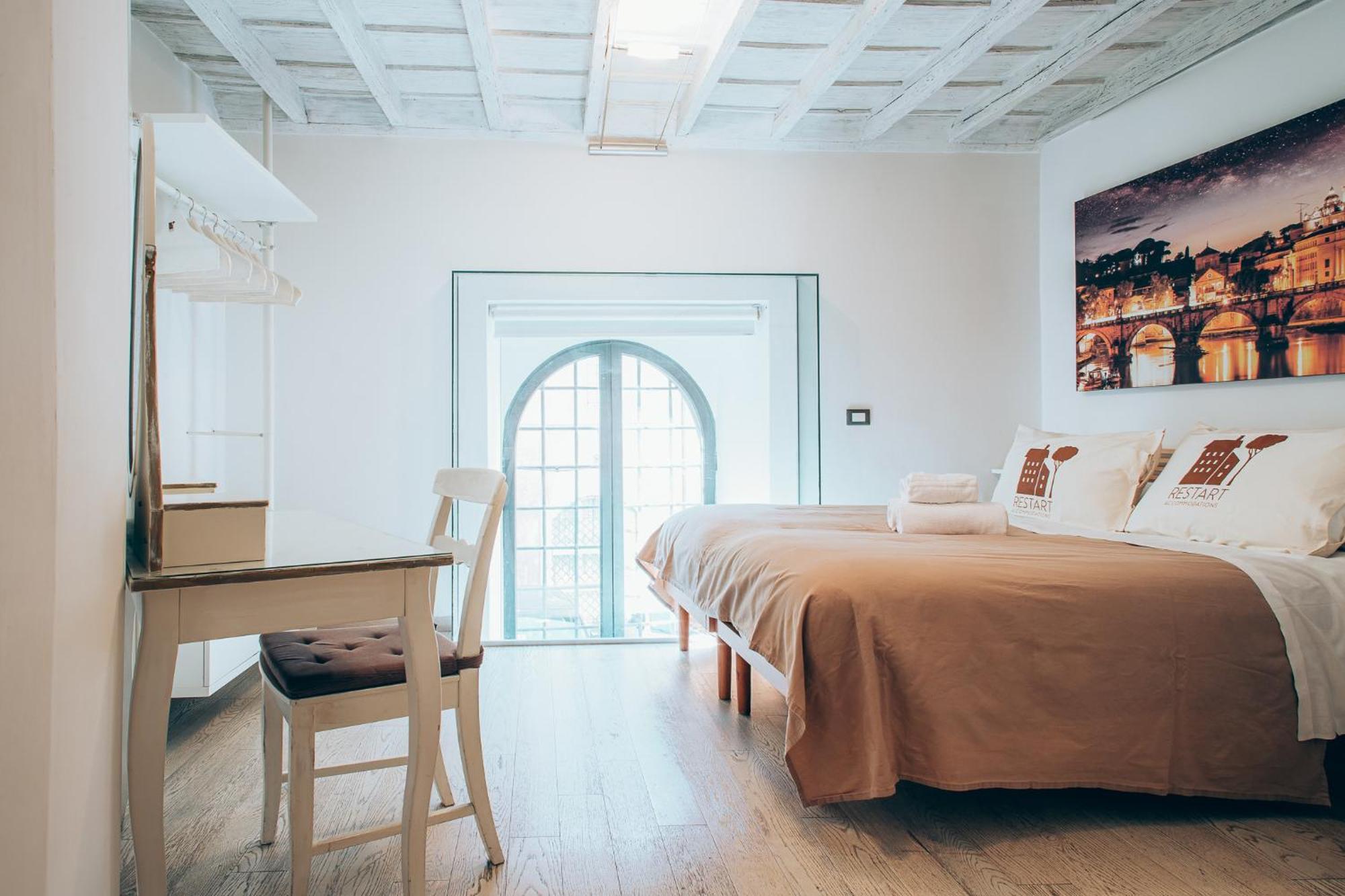 Restart Accommodations Borghese Roma Ngoại thất bức ảnh