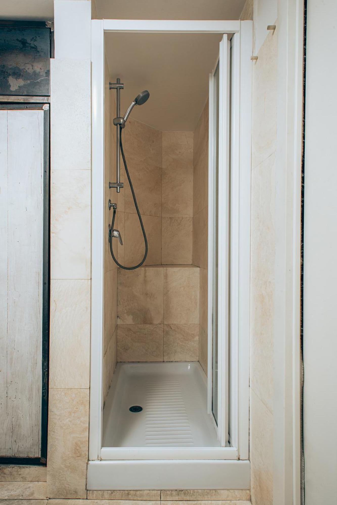 Restart Accommodations Borghese Roma Ngoại thất bức ảnh