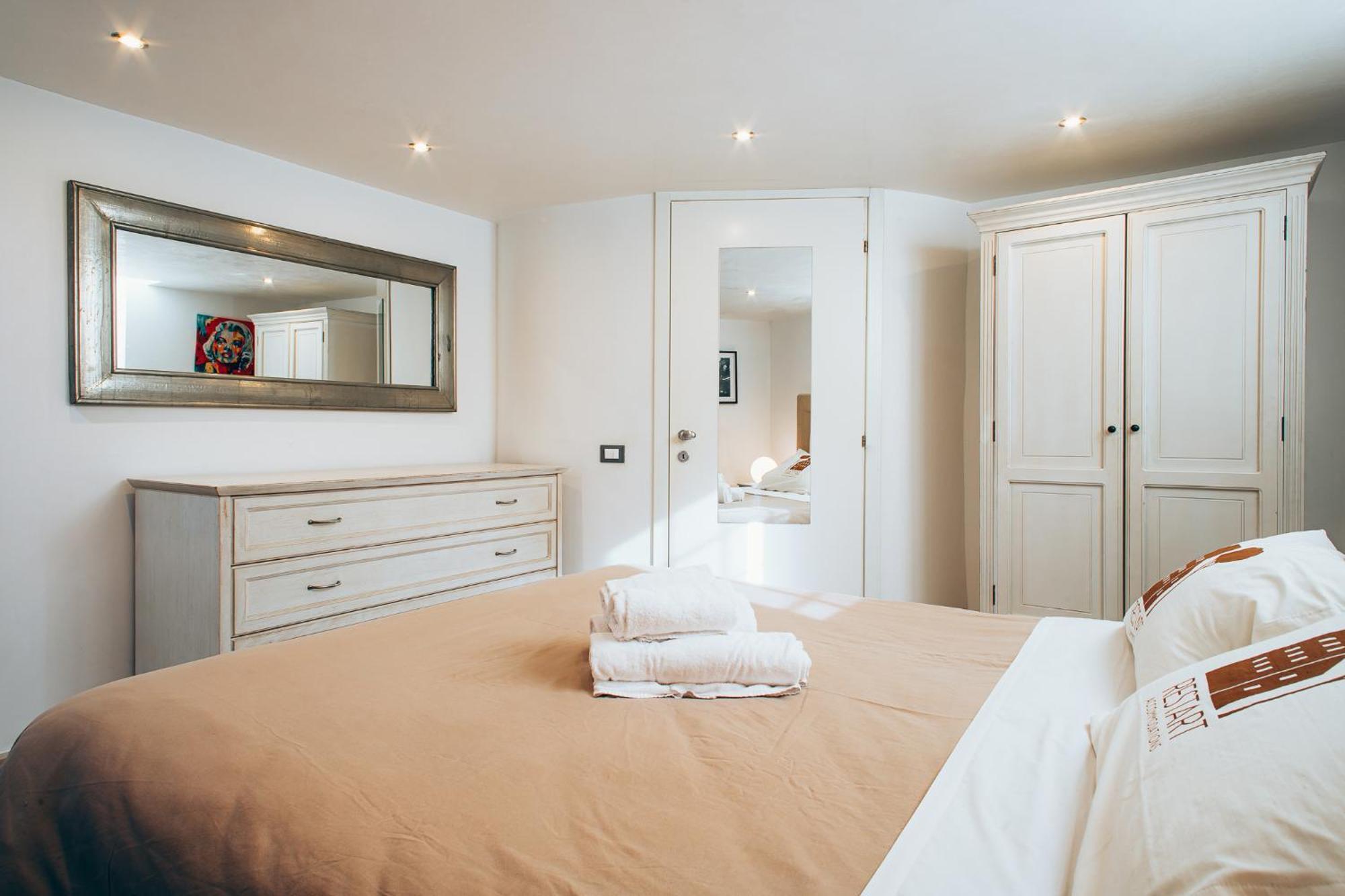Restart Accommodations Borghese Roma Ngoại thất bức ảnh